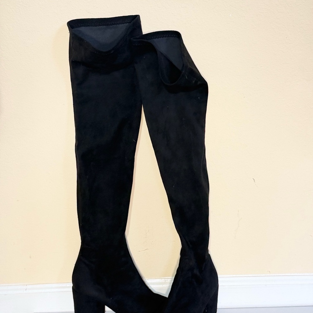RAID Rykiel Black Suede Over-the-Knee Block Heel Boots - Size 7.5